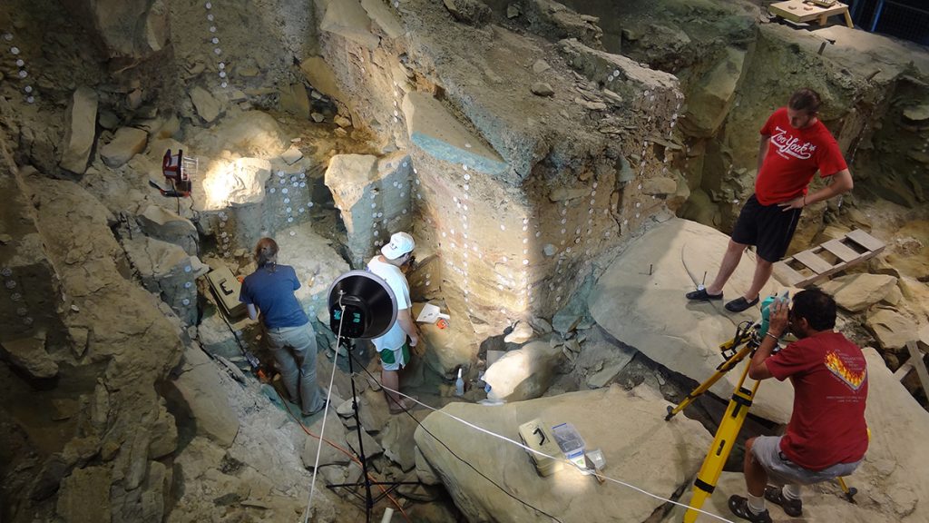 How Do We Know People Used The Meadowcroft Rockshelter 19,000 Years Ago ...