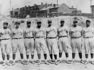 Pittsburgh Pirates on X: In honor of #BlackHistoryMonth, we're celebrating  Pittsburgh's rich Negro League history. Our city was home to two of the  most historic franchises: the Pittsburgh Crawfords and the Homestead